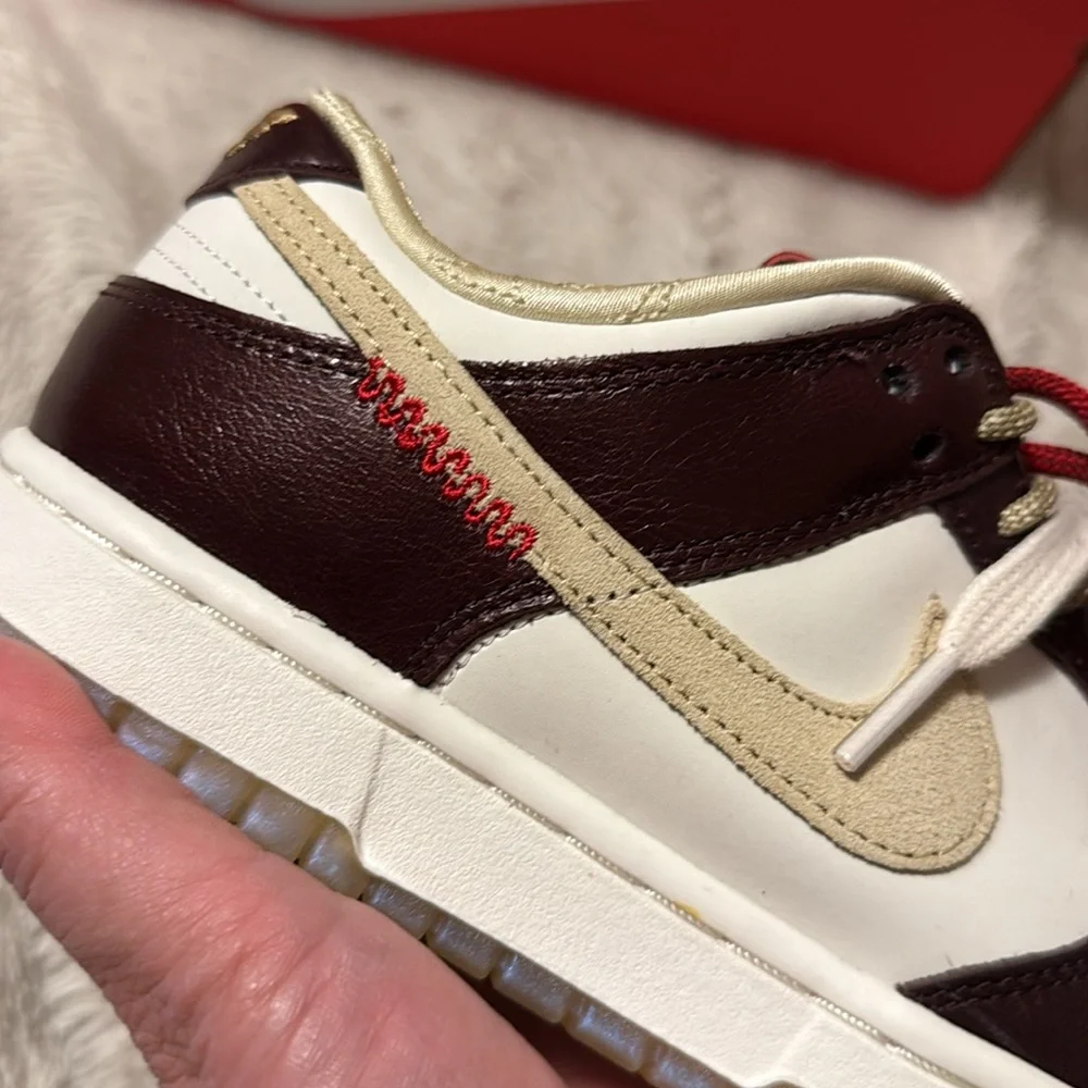 Nike Dunk Low LX - Picture 8 of 12